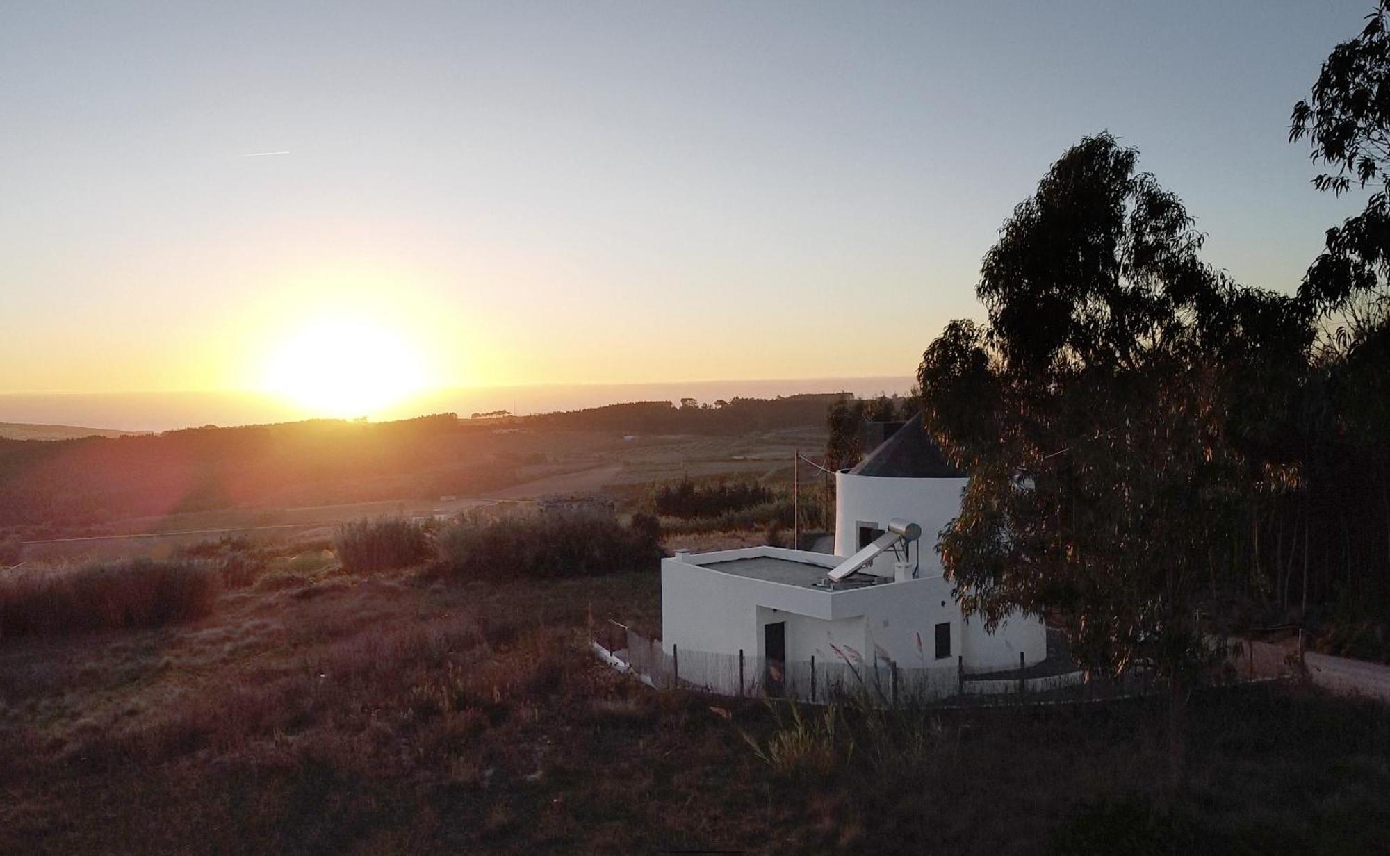 O Moinho 98 - A Cozy Getaway By The Coast Apartment Lourinha  Bagian luar foto